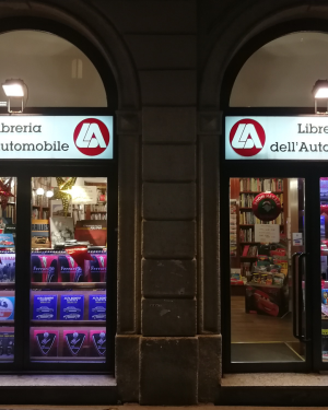 #Tekerinİzinde: Libreria dell’Automobile ile Milano’nun Motorlu Kalbine Yolculuk