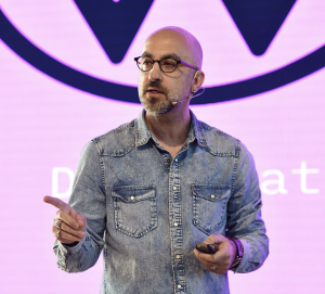 Emrah Doğru