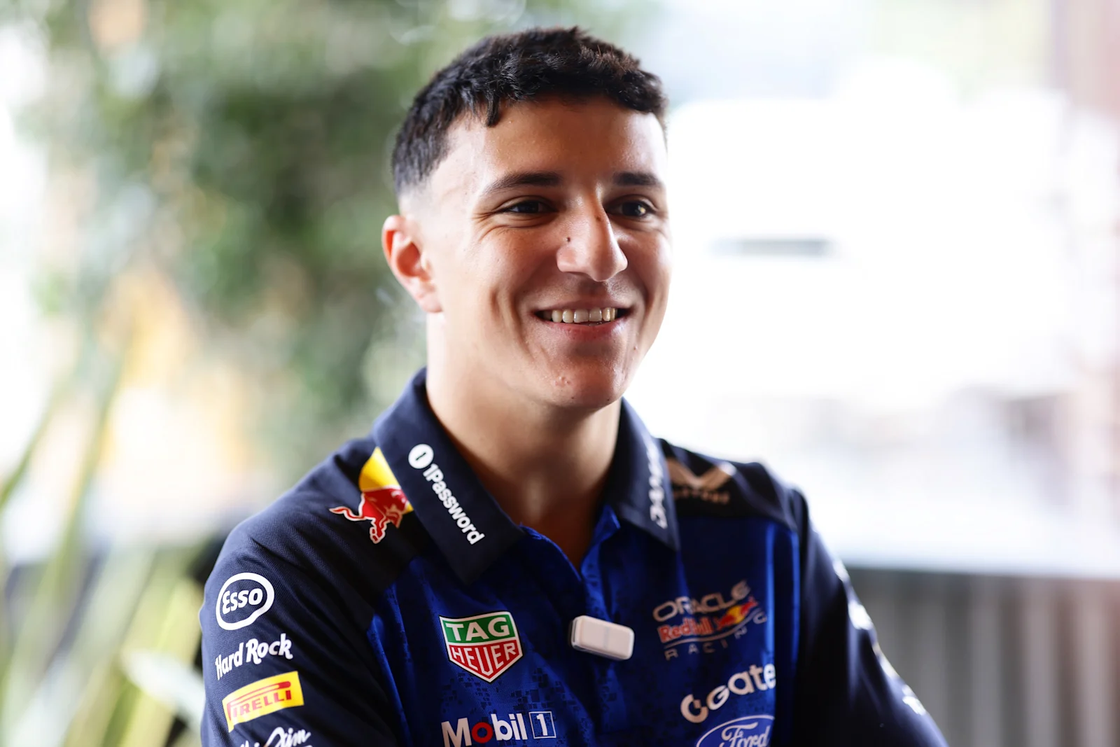 Isack Hadjar 2027’de de Red Bull’da: Verstappen ile Devam