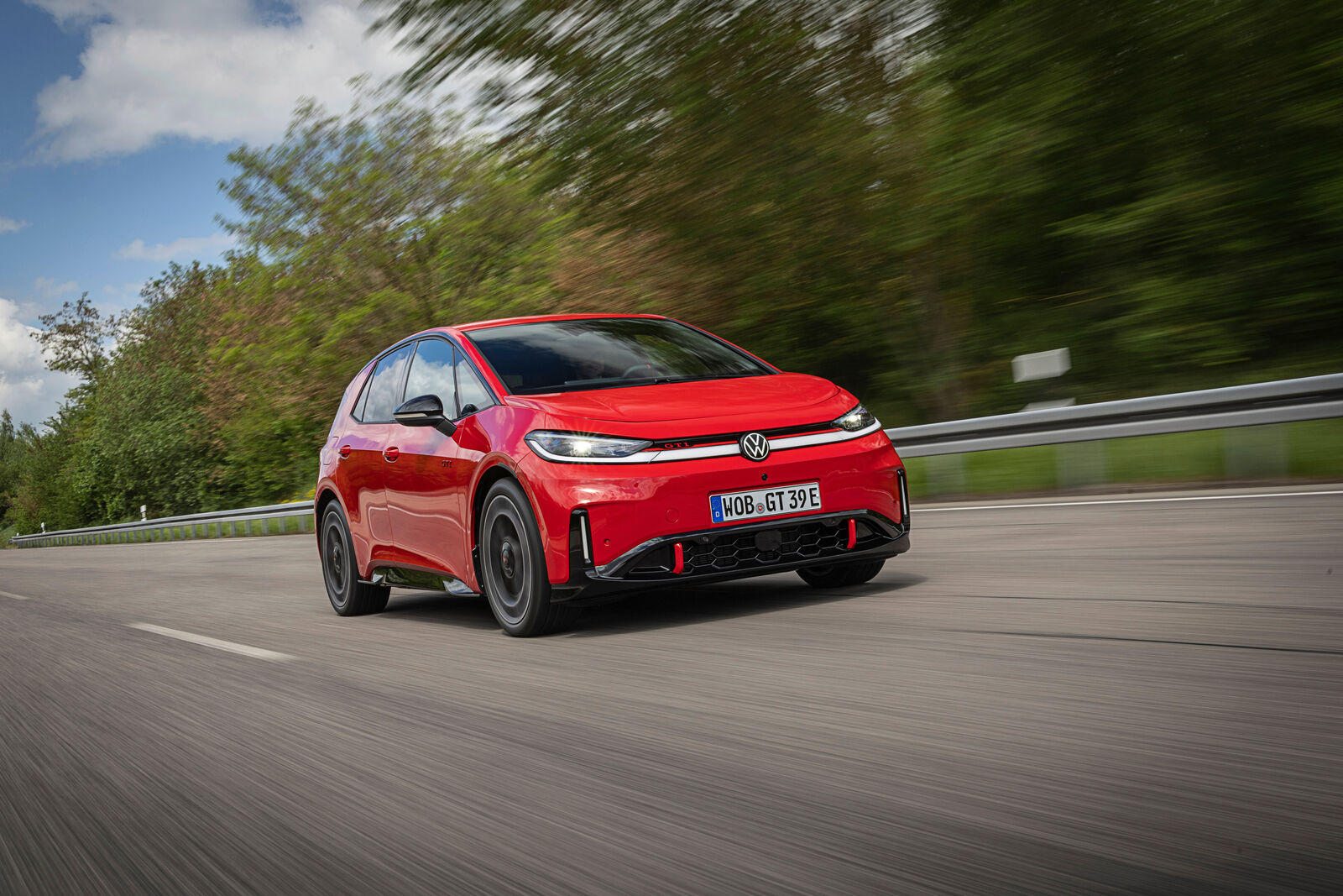 Volkswagen ID.3 GTI Tanıtıldı: 240 kW Güç, 601 Kilometre Menzil