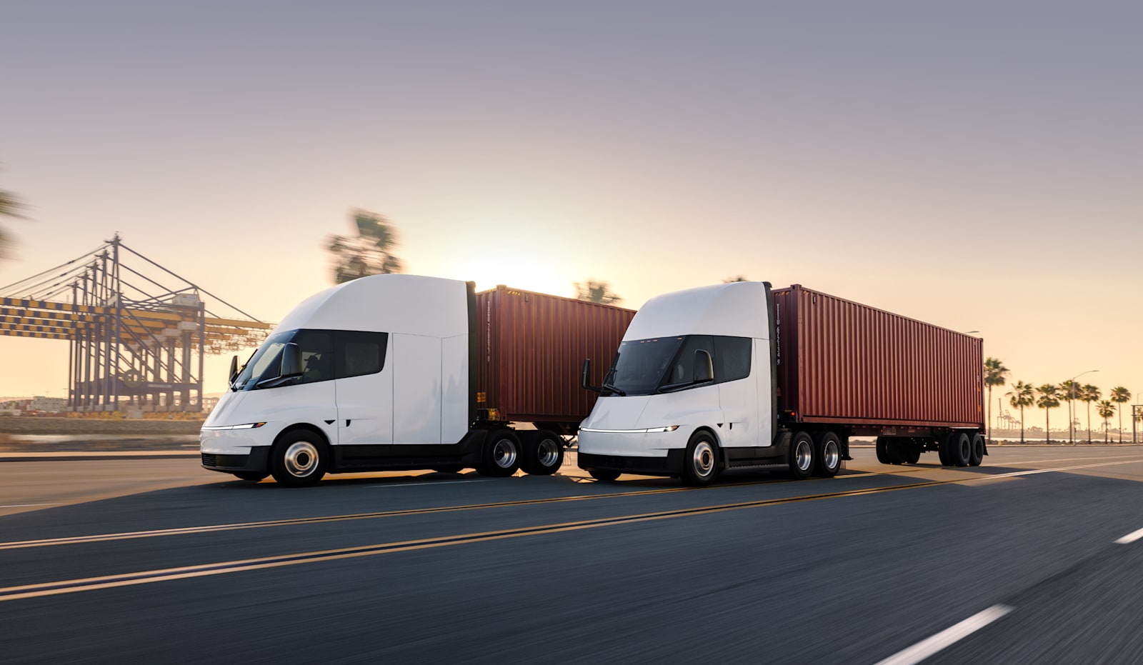 Tesla Semi Avrupa Sürümü Hannover’de Tanıtıldı: 550 Kilometre Menzil ve 800 kW Şarj