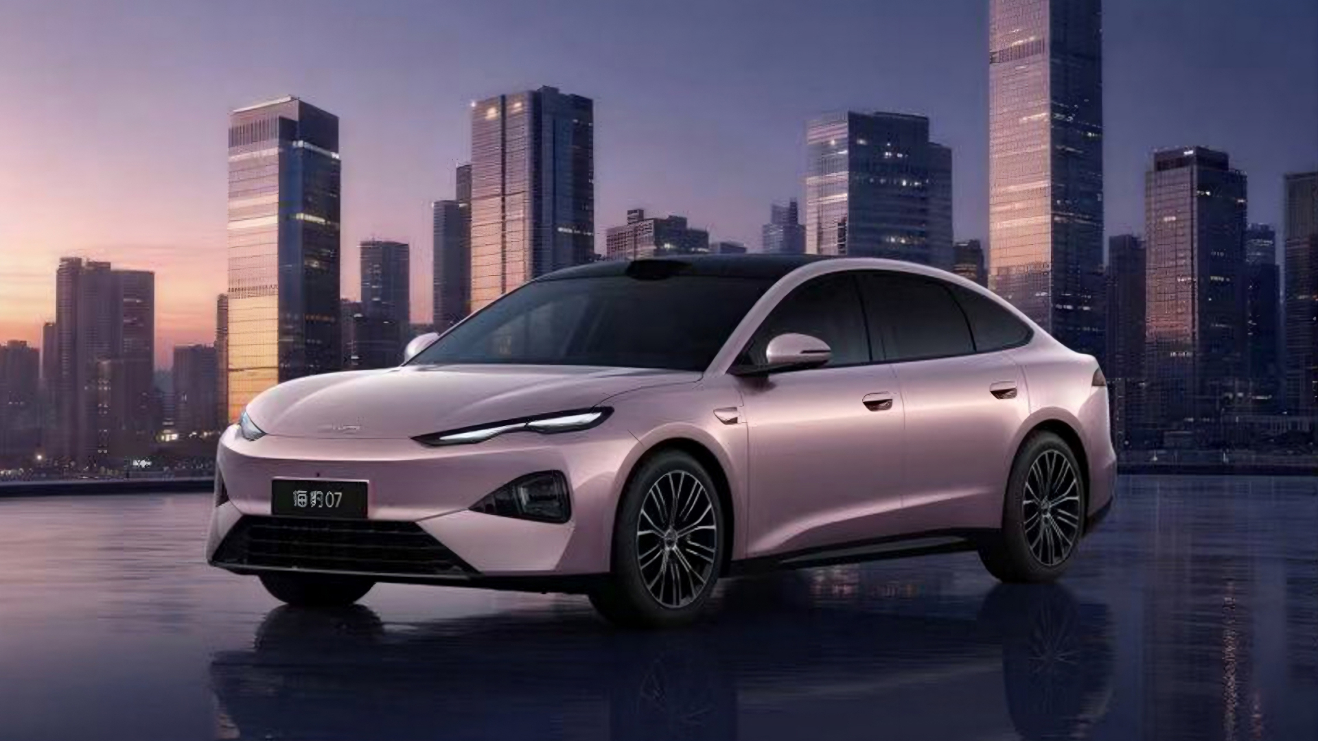 BYD Seal 07 İkinci Nesli Tanıtıldı: 5.080 mm ve 300 kW Güç