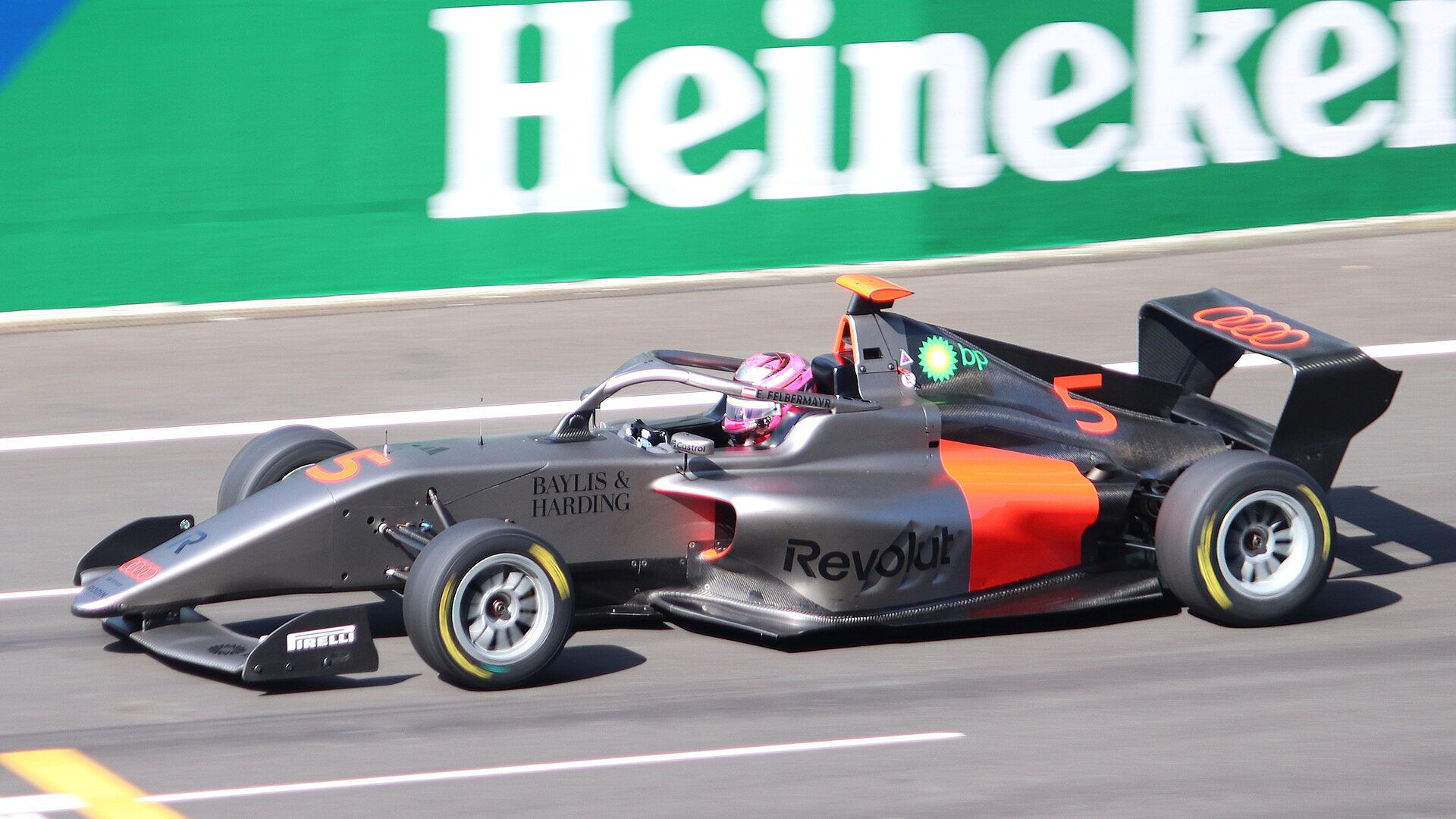 Emma Felbermayr, Şanghay F1 Academy hafta sonunda sıralama turlarında pistte