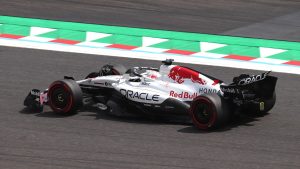 GT World Challenge: Verstappen Portimão’da 15. Sıradan Başlıyor