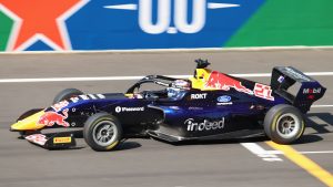 Palmowski F1 Academy Şampiyonu Oldu, Larsen Austin’de Kazandı