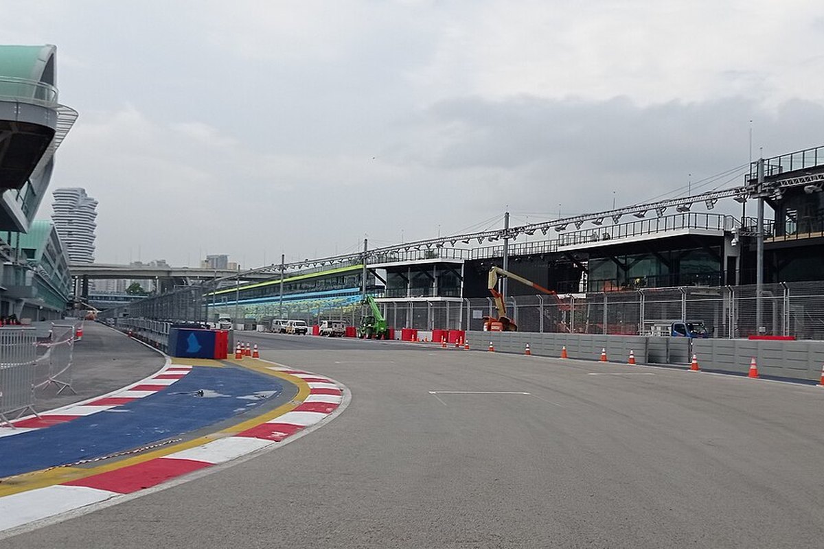 Singapur GP Marina Bay sokak pisti görünümü